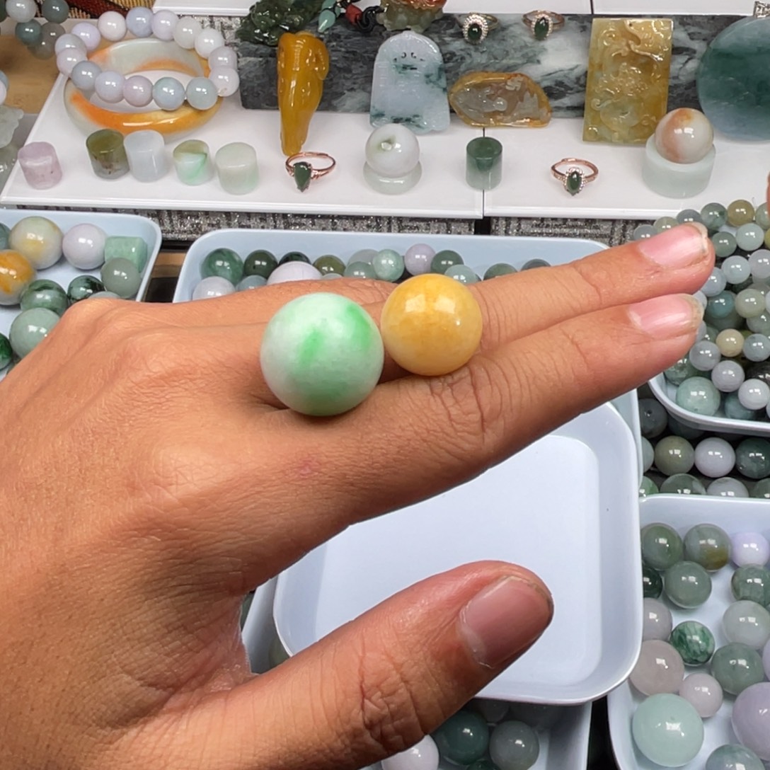 菁***翡翠散珠18.16单珠两颗