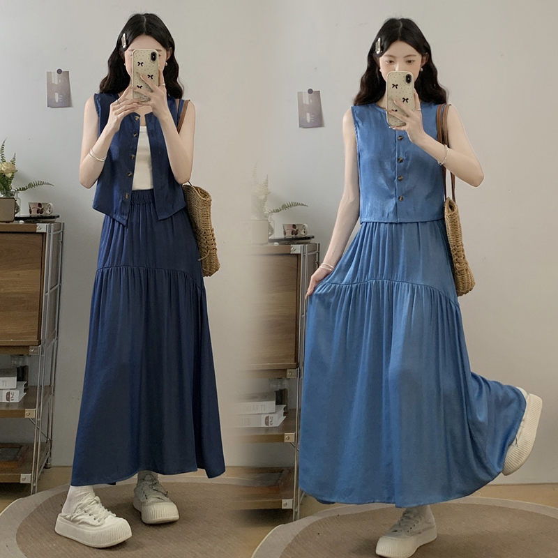 赫本风仿牛仔无袖马甲半身裙套装女2025年夏季新款流行时尚穿搭