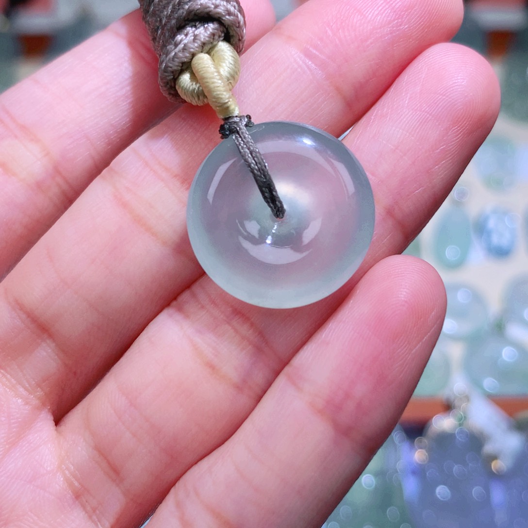 翡翠未镶嵌颈饰扣子