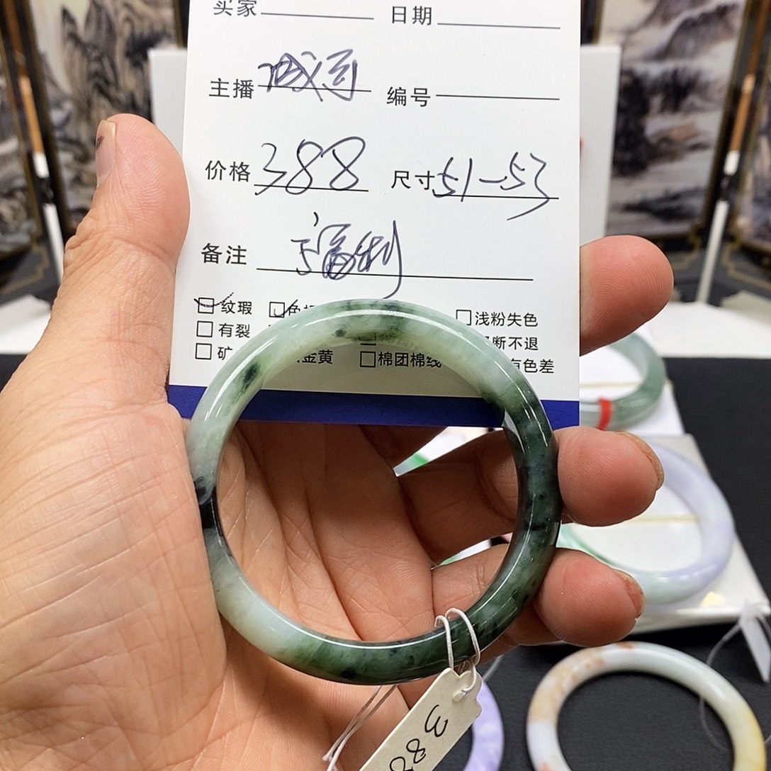 翡翠未镶嵌手镯翡翠手镯
