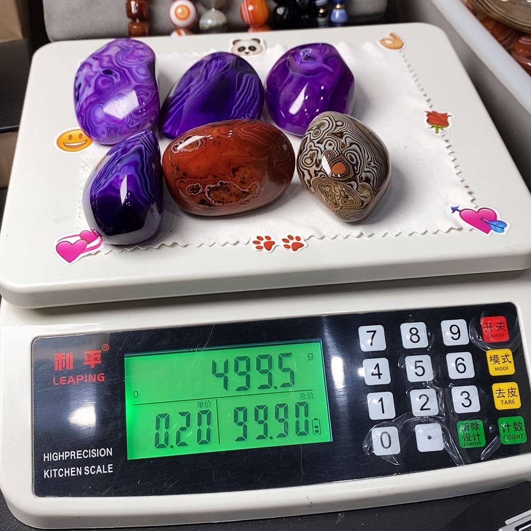 未镶嵌两毛玛瑙/玉髓聆****色