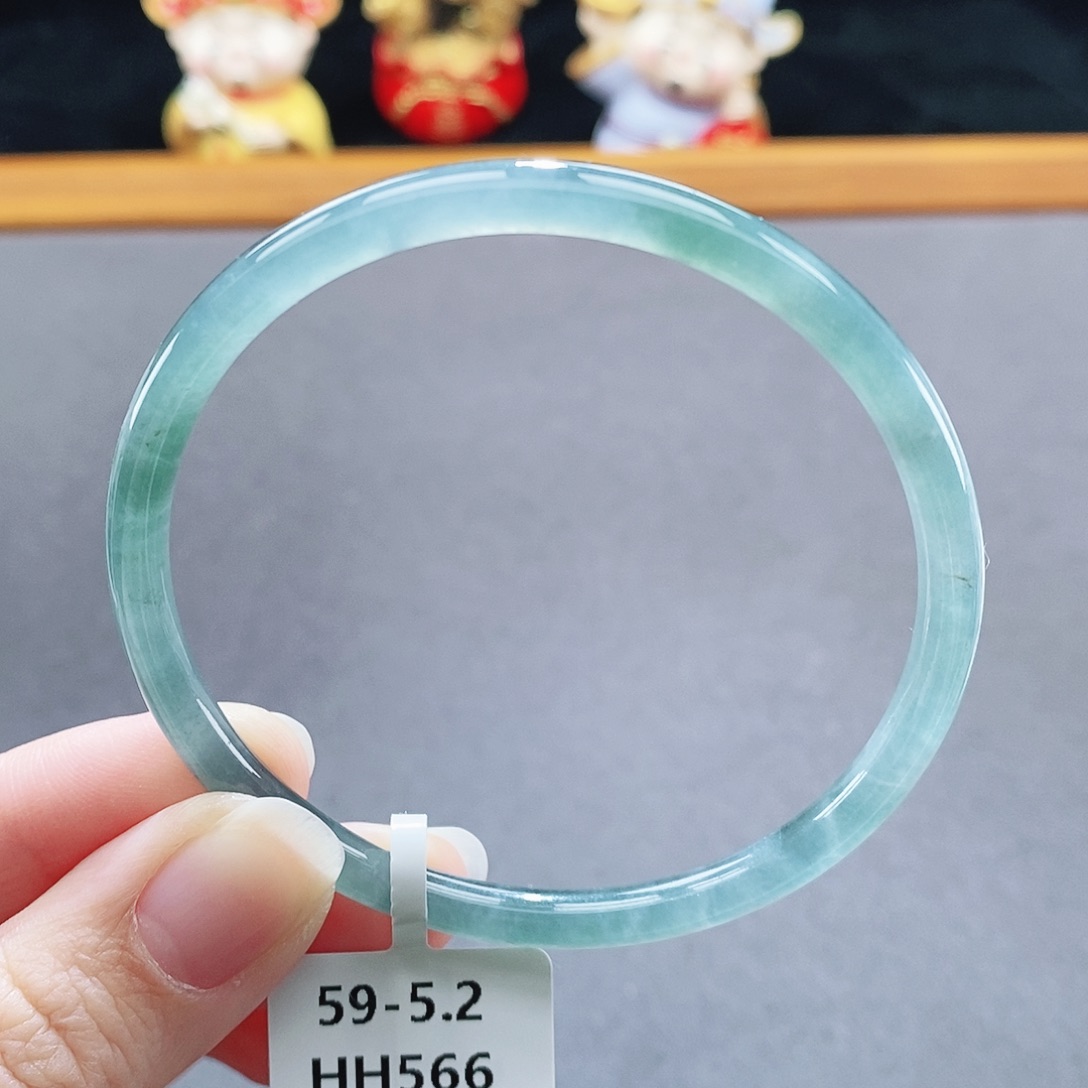 翡翠未镶嵌手镯114