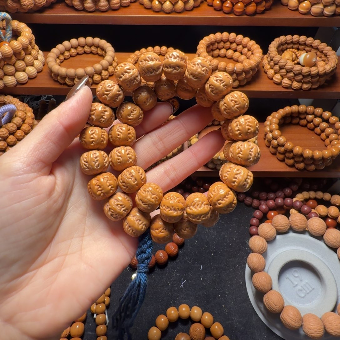 奔***子吊坠猴头核桃京八棱