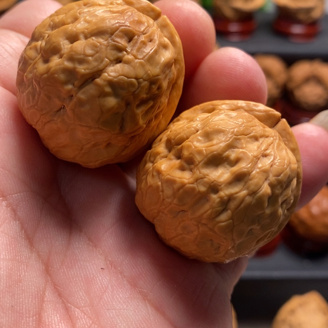 文玩核桃吊坠麒麟元宝43尺