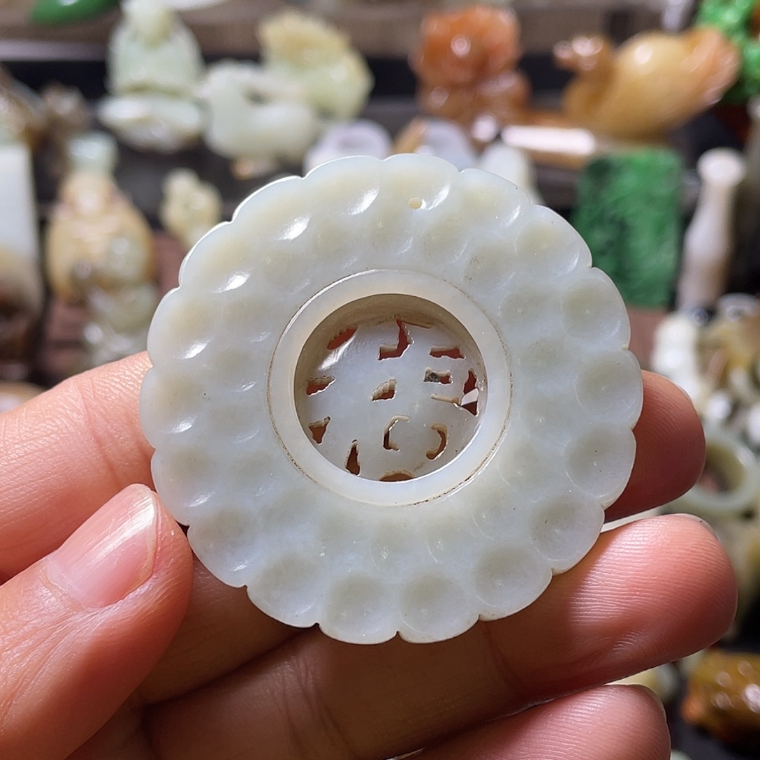 和田玉（糖玉）未镶嵌颈饰