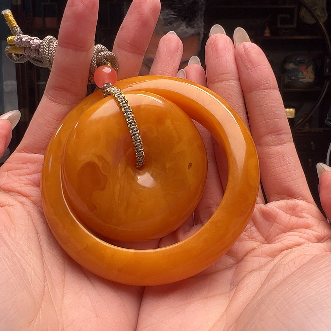 琥珀裸石未镶嵌卯*ZX026。手镯