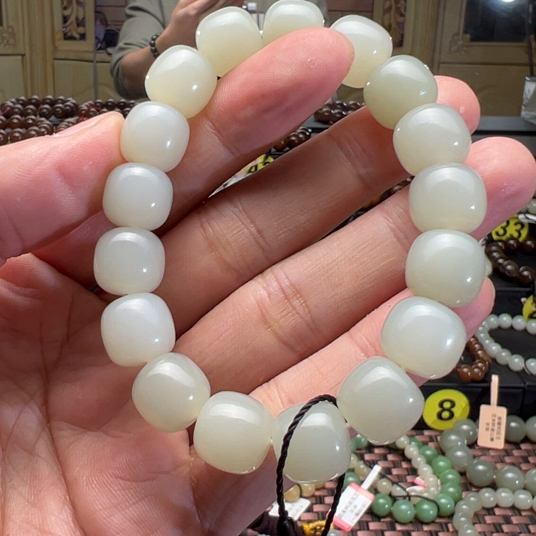 和田玉手串未镶嵌恒***心卡12老型