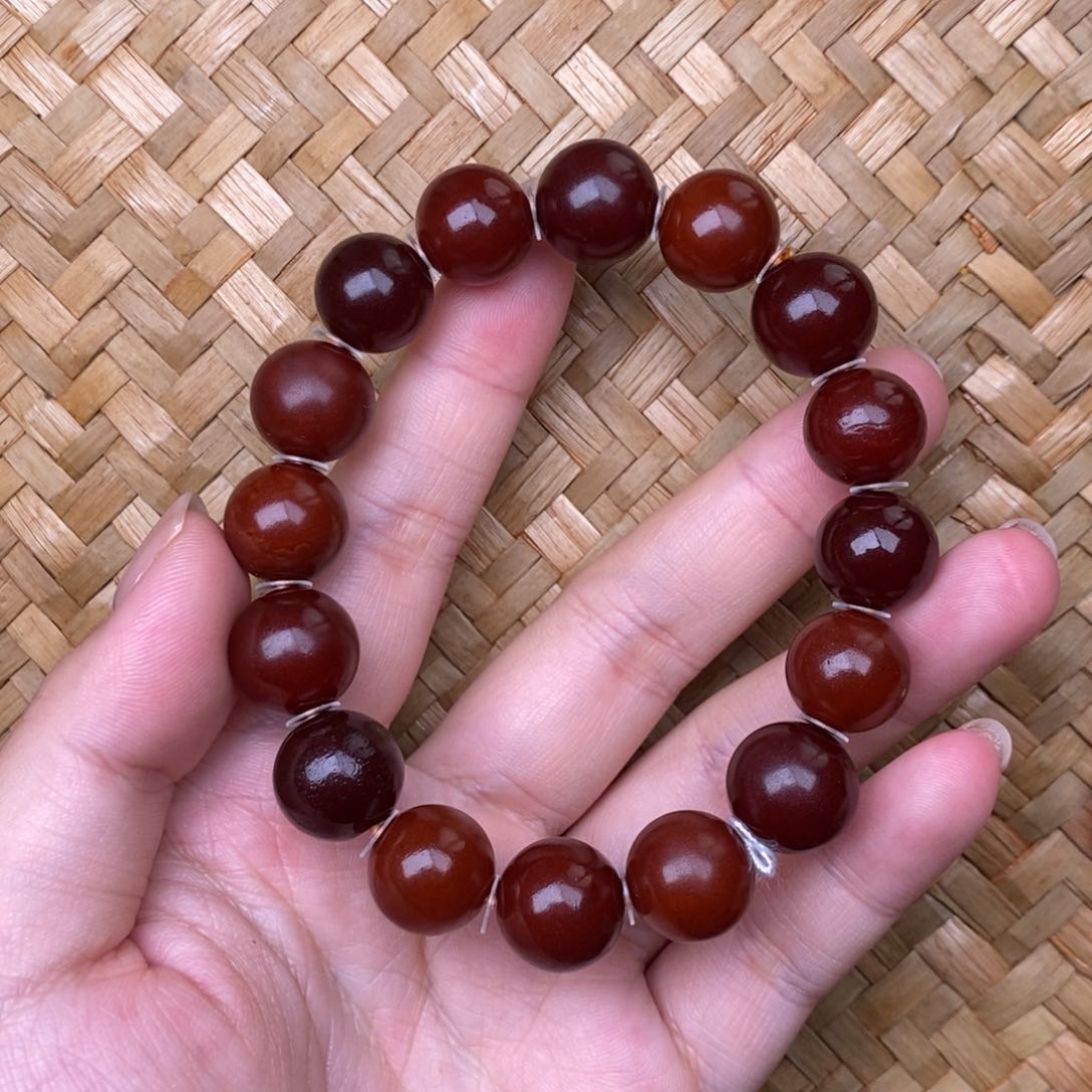 未镶嵌蜜蜡裸石蜜蜡
