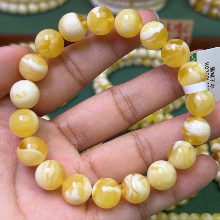 蜜蜡未镶嵌珠宝奇石