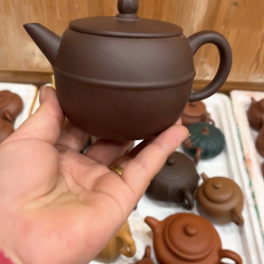 紫砂茶壶瑕疵………………