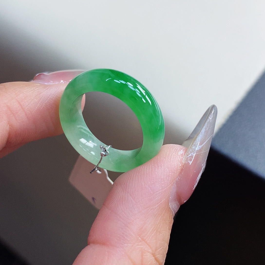 翡翠戒指未镶嵌15号