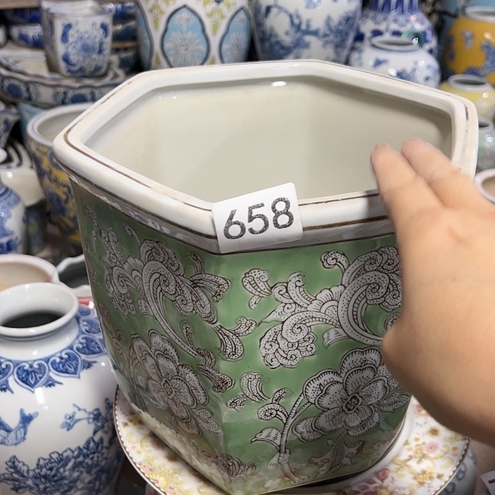 瓷片瑕。。。。。。。。。。。。。。。