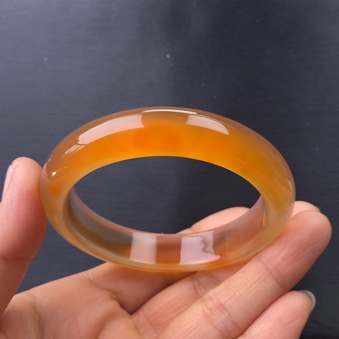 玛瑙/玉髓未镶嵌手镯57圈