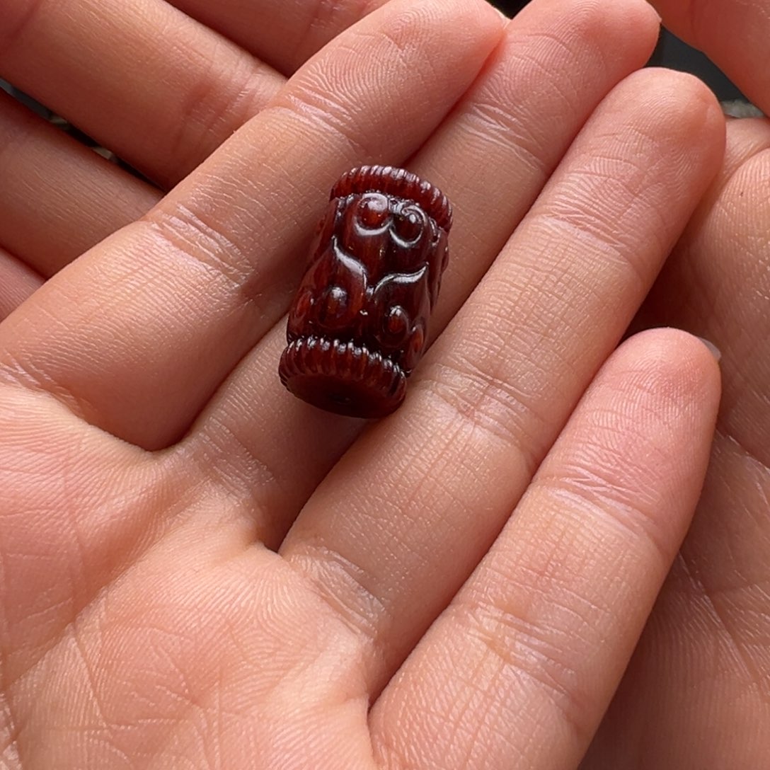 和田玉未镶嵌挂件鉴****）