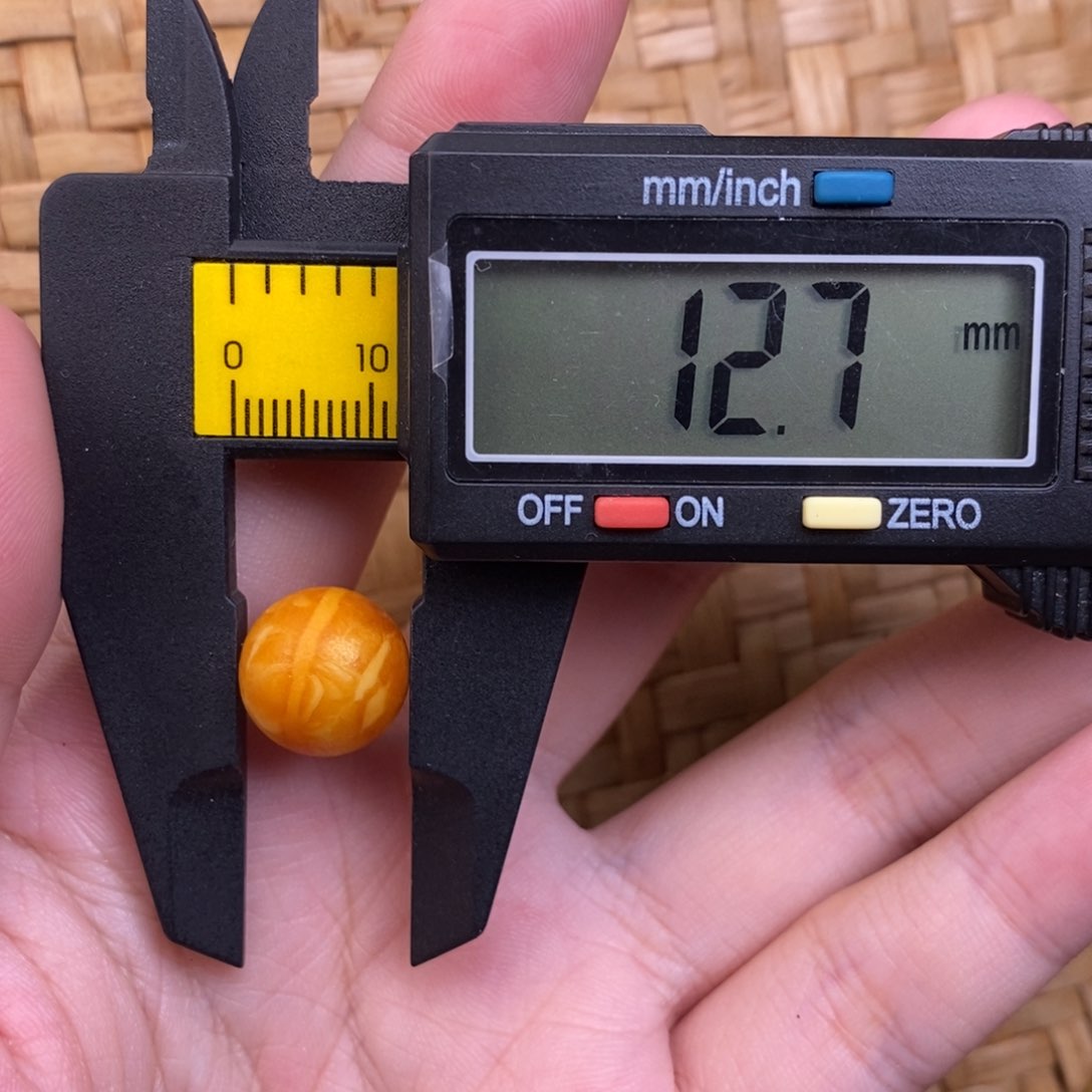 未镶嵌琥珀裸石糖****丶蜜蜡T