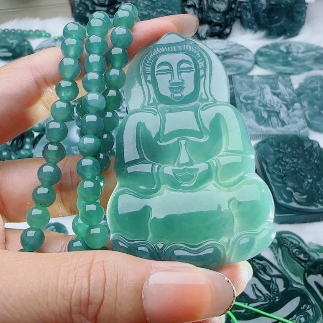 颈饰未镶嵌翡翠多样性发货天然的A货翡翠