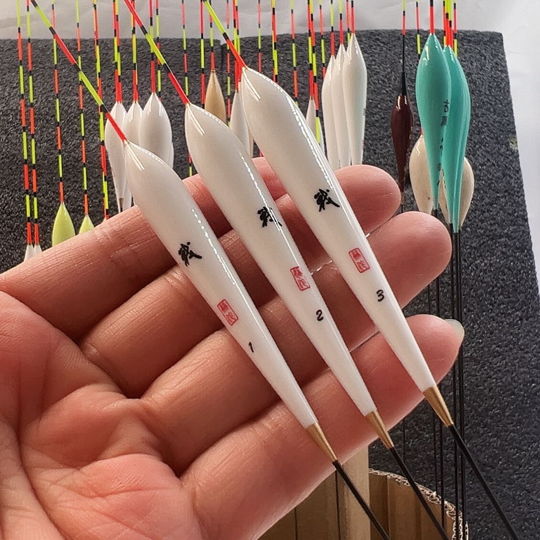 跟***土复合材质鲫鱼 羽毛  扬土