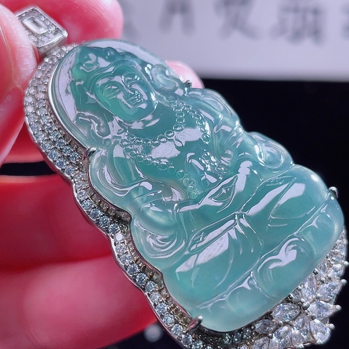 翡翠颈饰未镶嵌999999999