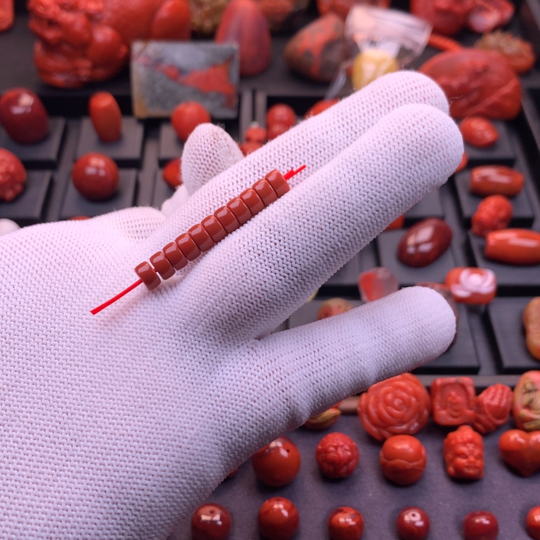 南红玛瑙未镶嵌川料原矿满色满肉精工直切隔片6mm