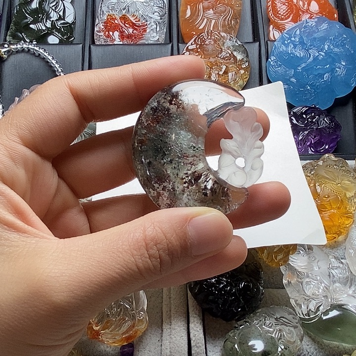 颈饰水晶未镶嵌水晶吊坠