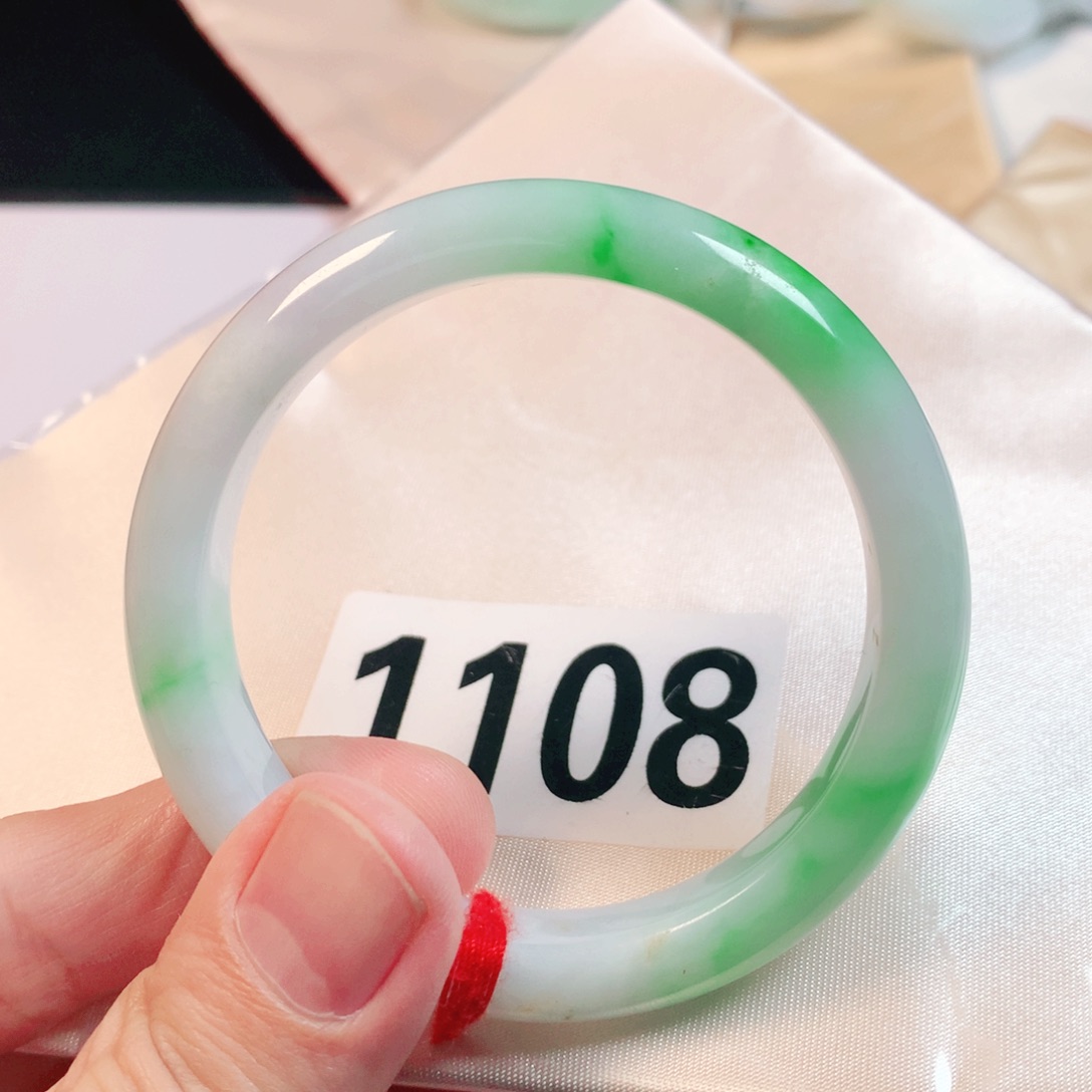 翡翠手镯未镶嵌翡翠手镯1108