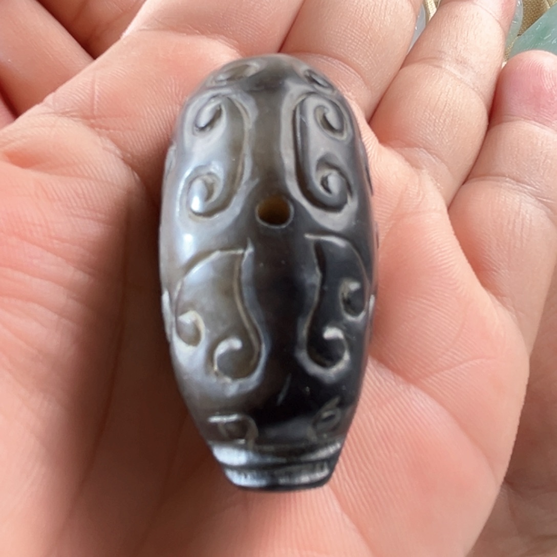 威***威和田玉未镶嵌颈饰天然