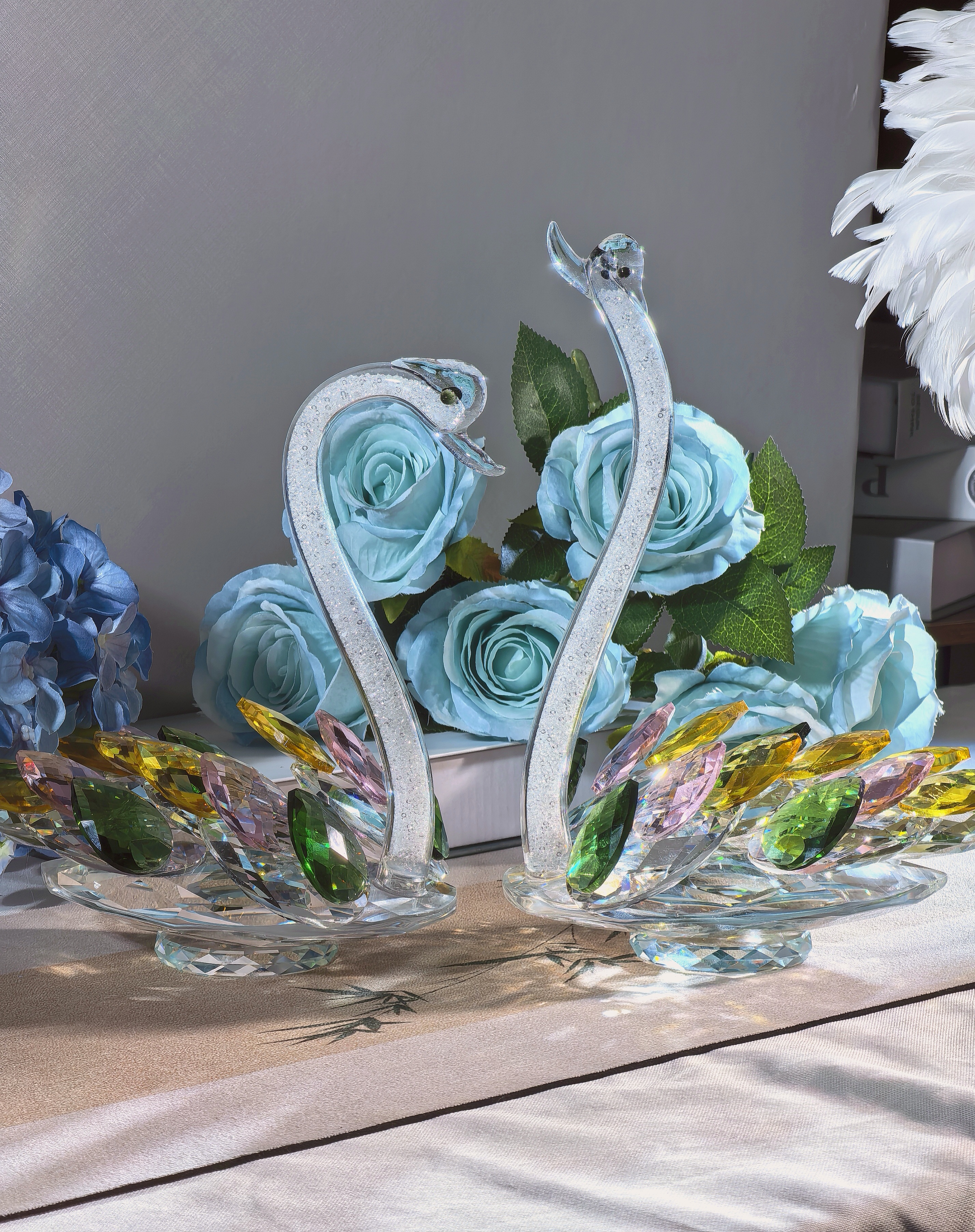 水晶彩色大天鹅情人鸟摆件电视柜酒柜家居装饰品居家摆件送人送礼