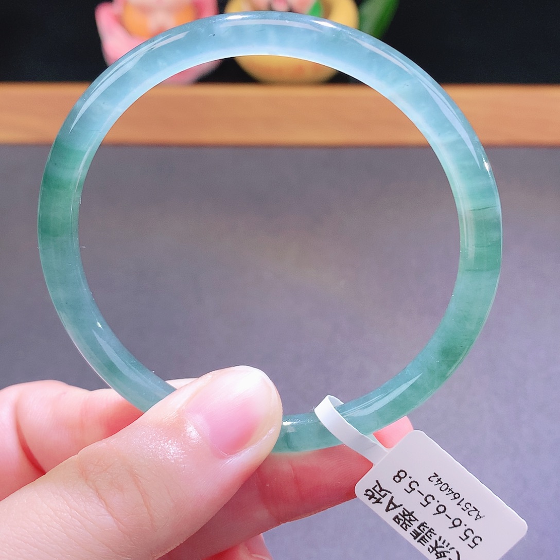 翡翠未镶嵌手镯天然翡翠