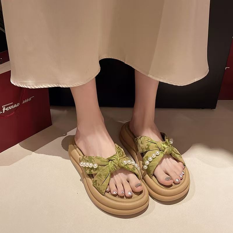 厚底珍珠拖鞋女夏季外穿2025新款百搭仙女风配裙子懒人一脚蹬凉拖