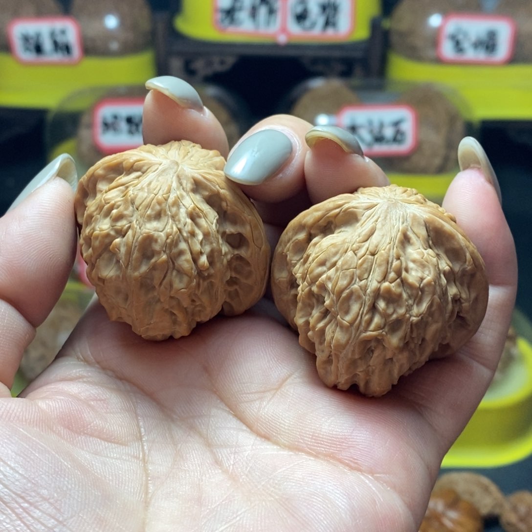 文玩核桃把件16号山地磨39尺