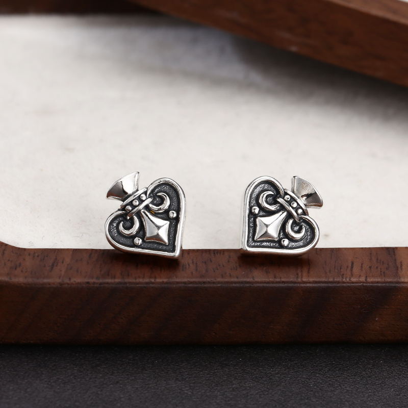 925银耳饰 气质百搭爱心扑克桃心耳钉 