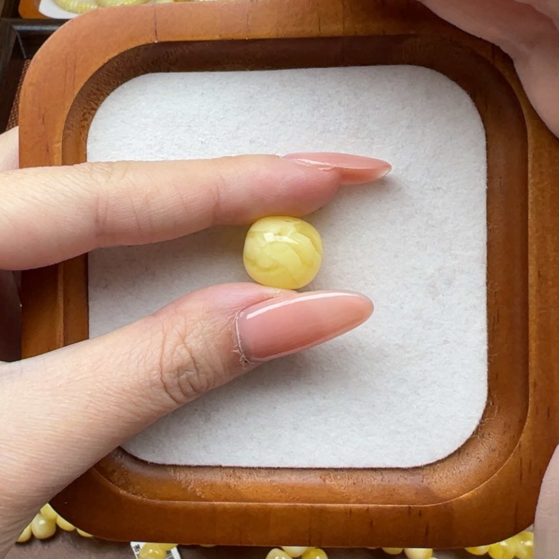 琥珀未镶嵌珠宝奇石14x12