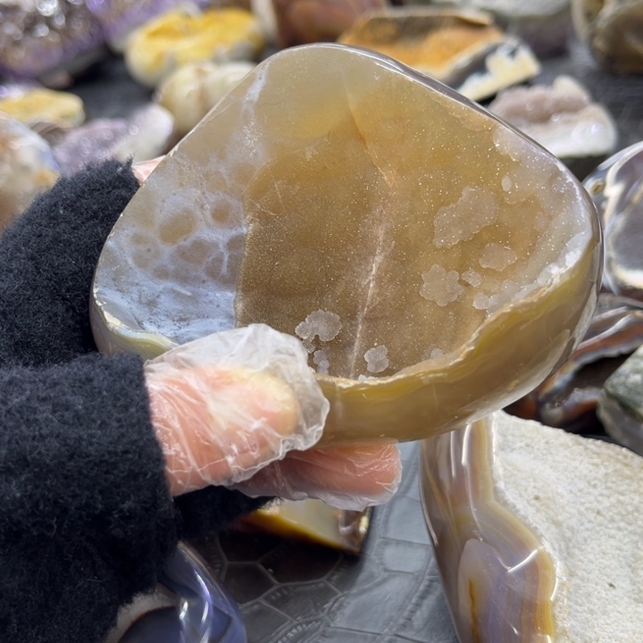 未镶嵌水晶珠宝半成品