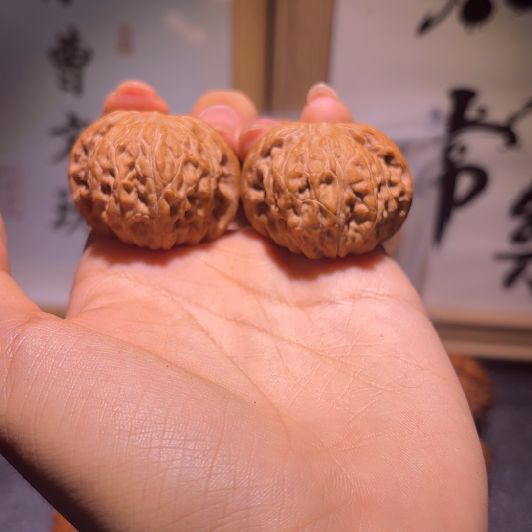 C***虎吊坠文玩核桃38正磨