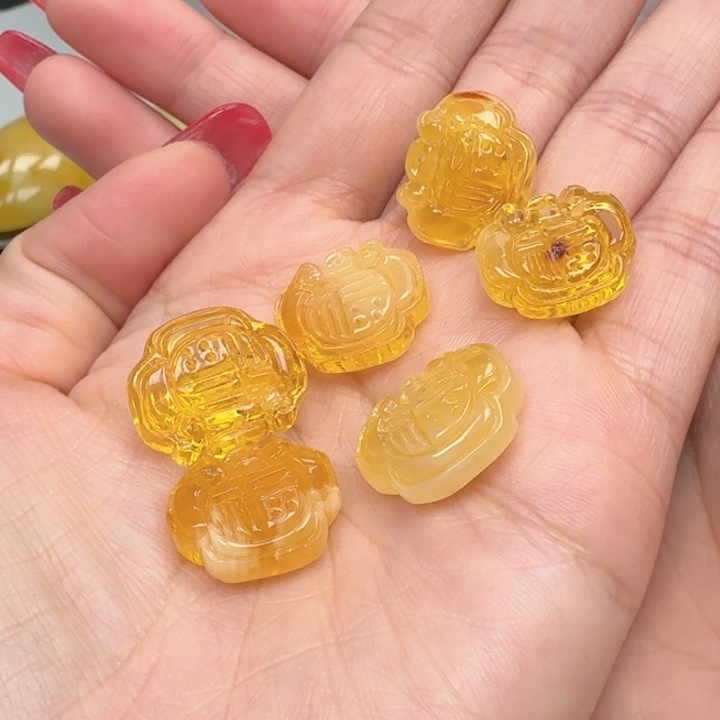琥珀未镶嵌珠宝奇石配饰随机发一个