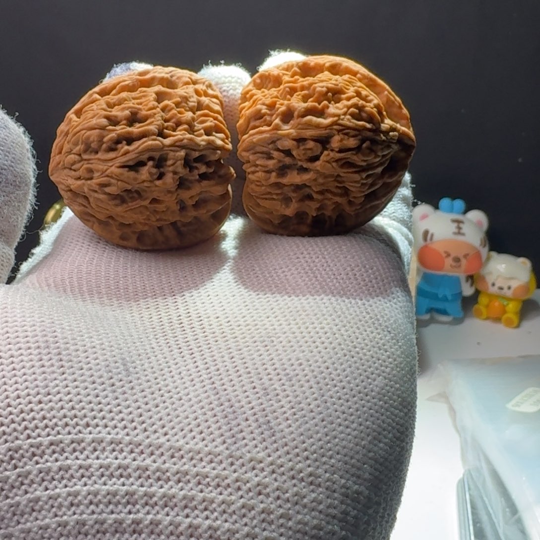 文玩核桃把件21号链接万字球姜39-39-38