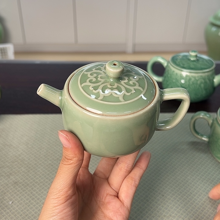 龙泉云间青瓷小米茶器