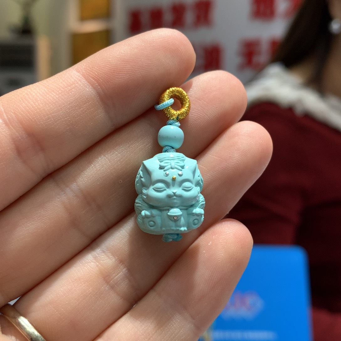 绿松石配饰未镶嵌