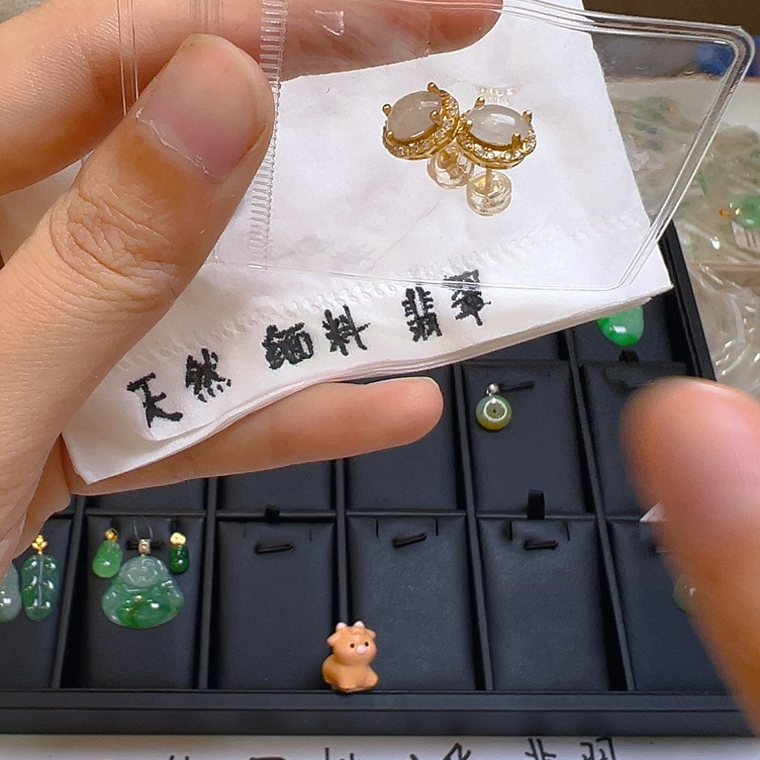 翡翠颈饰银S925镶嵌翡翠