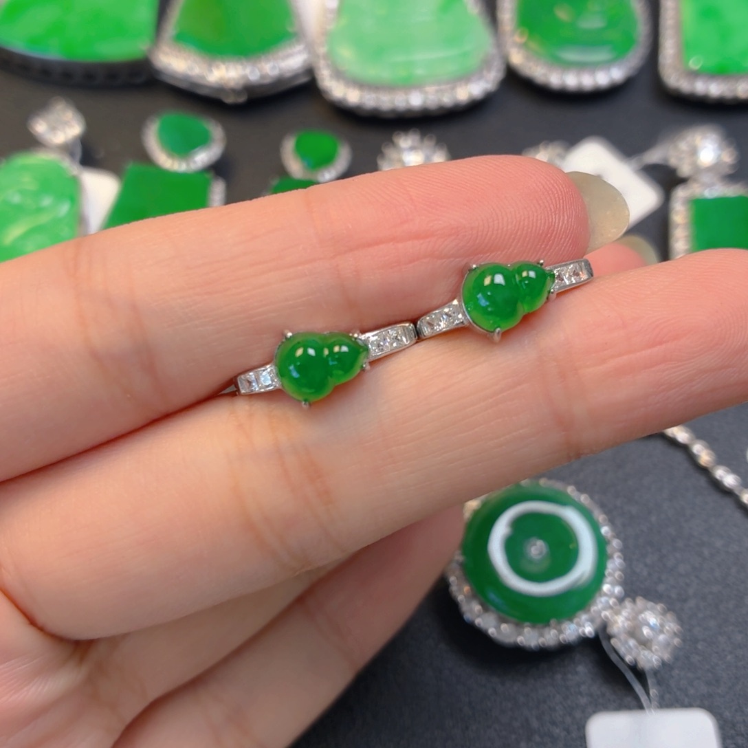 翡翠银S925镶嵌颈饰