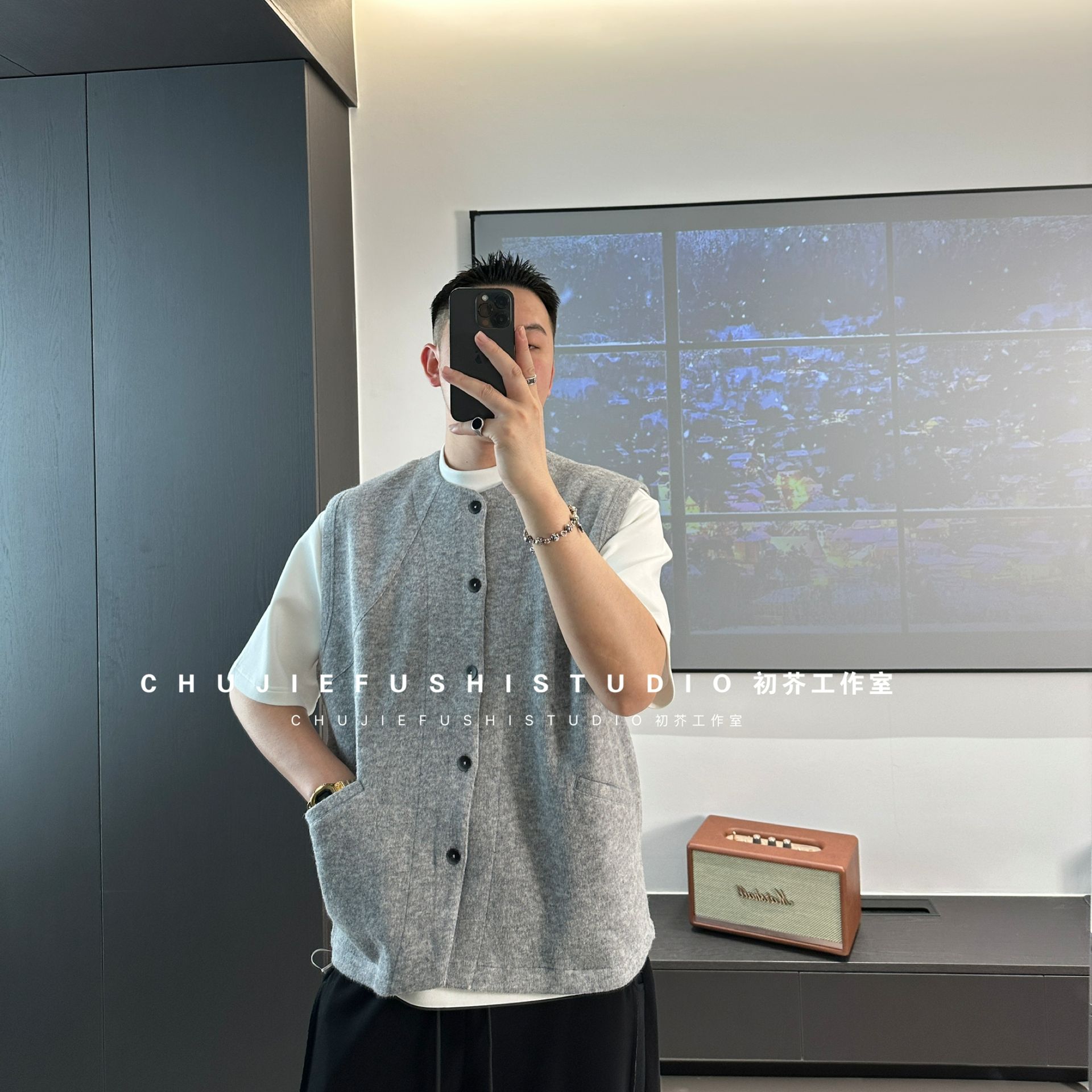 CHUJIE25秋冬韩版斜门襟设计口袋针织开衫马甲不可机洗