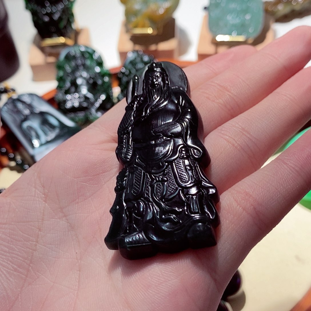 翡翠颈饰未镶嵌翡翠a