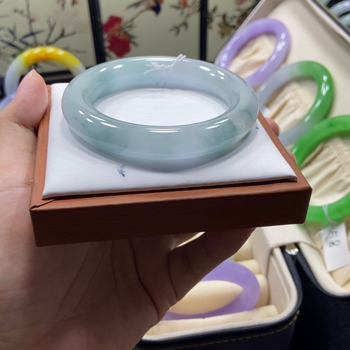 猫***条非金属56/57手镯圈口