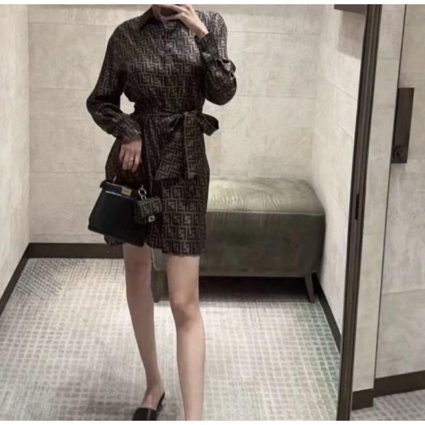 妃鱼/芬迪/蚕丝/连衣裙/95新/M5/26