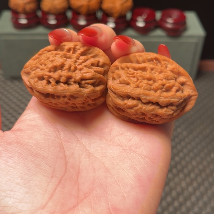 核桃文玩核桃—红锦鲤36