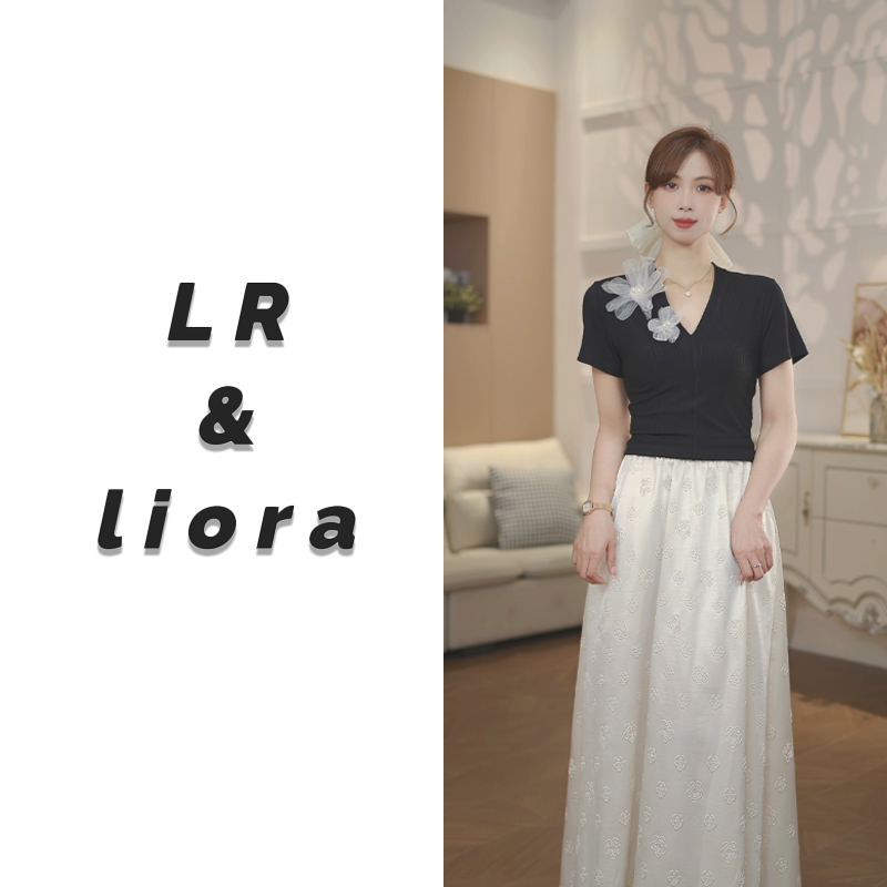 【LR liora】新款短袖夏季时尚V领花上衣&套装50552