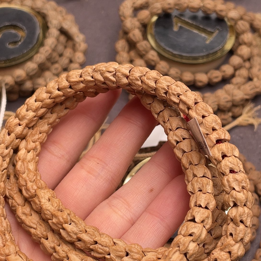 云***天柏香籽/百香籽手串