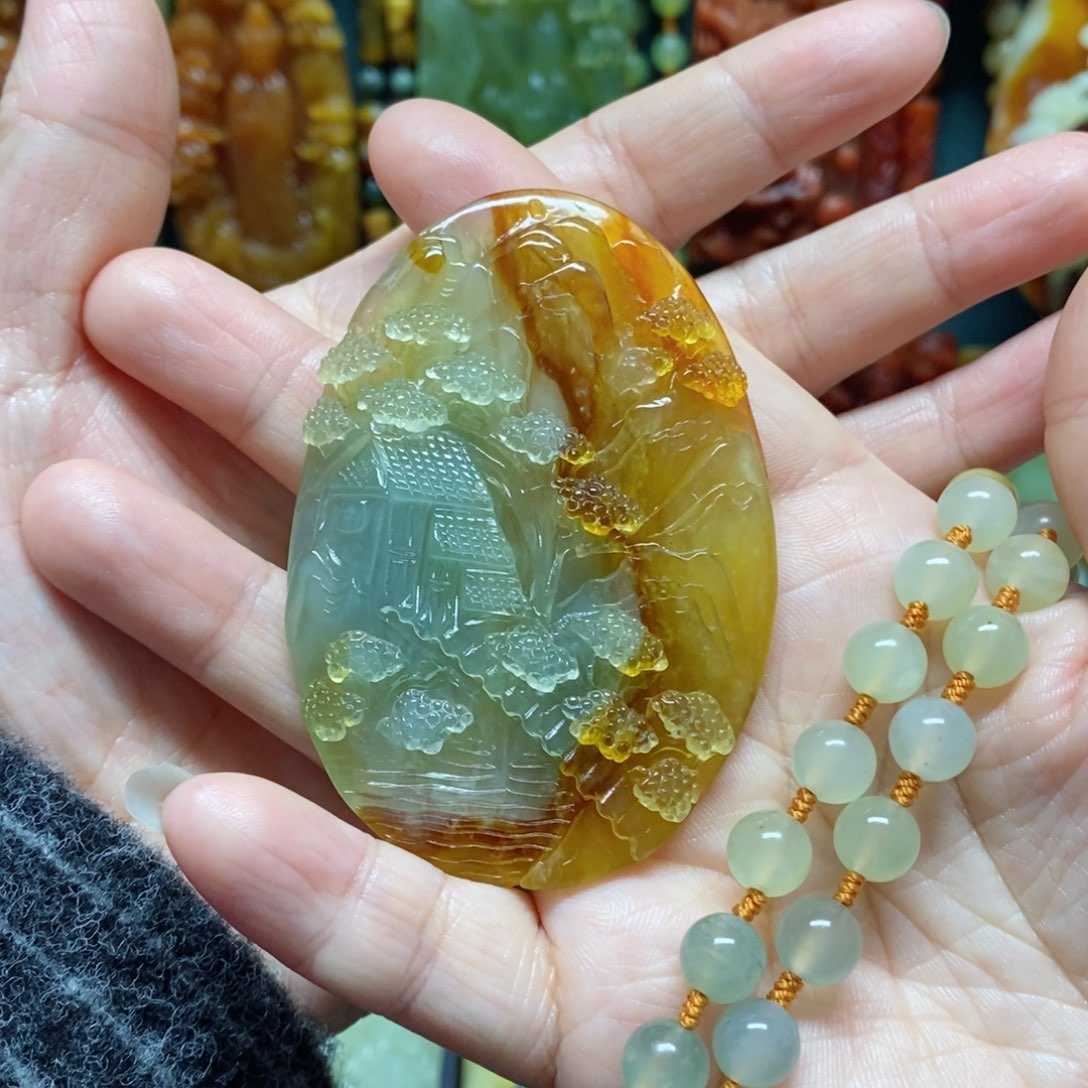 岫玉吊坠(赠链)未镶嵌找***友