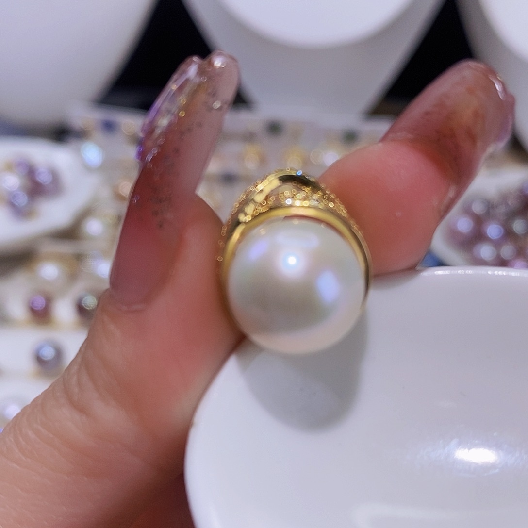 淡水珍珠颈饰合金