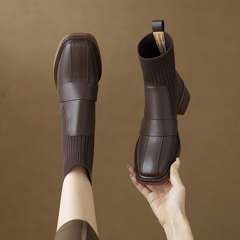 成都女鞋中跟短筒袜靴复古秋季英伦风跟高5.5cm瘦瘦靴